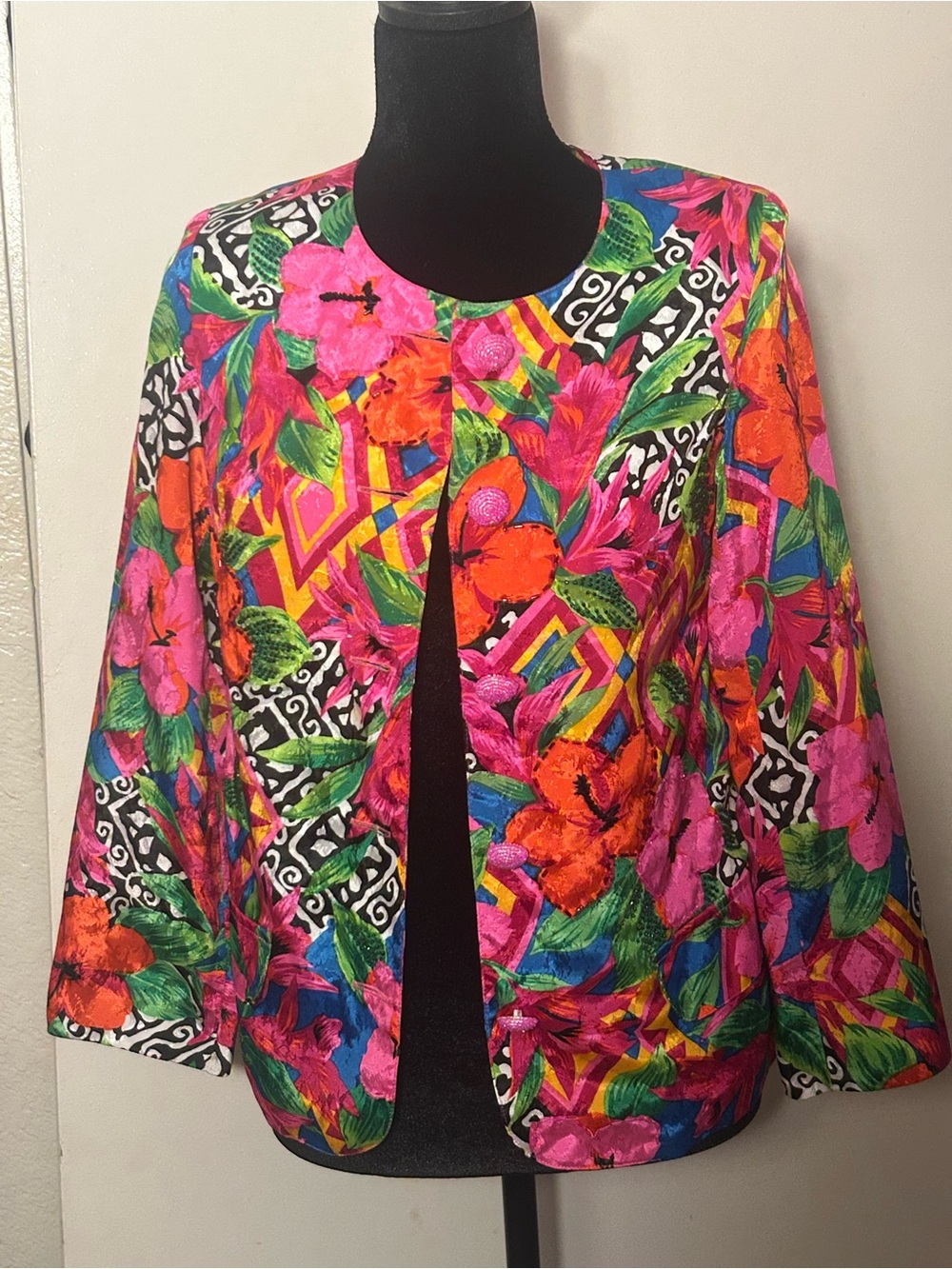 VINTAGE 80s NEIMAN MARCUS FLORAL CARDIGAN